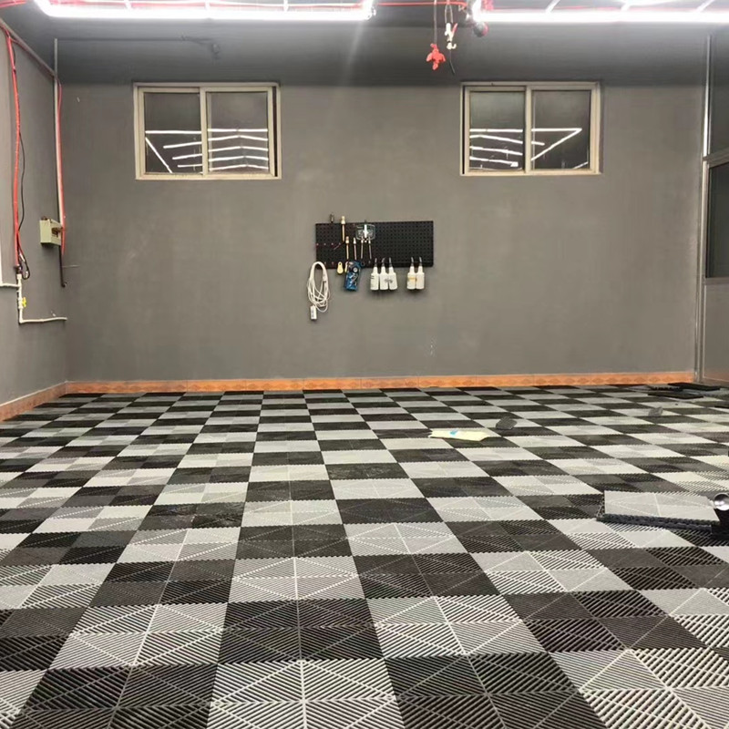 Car Floor Mat - 10 pezzi di piastrelle modulari antiscivolo